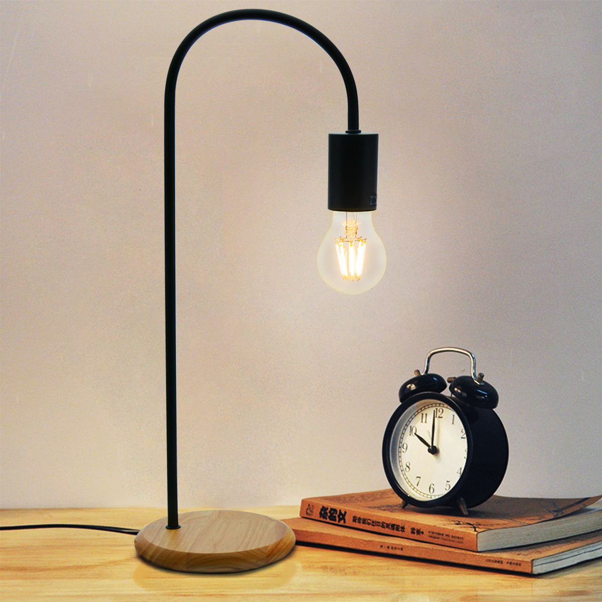 Lampe de bureau originale noire E27